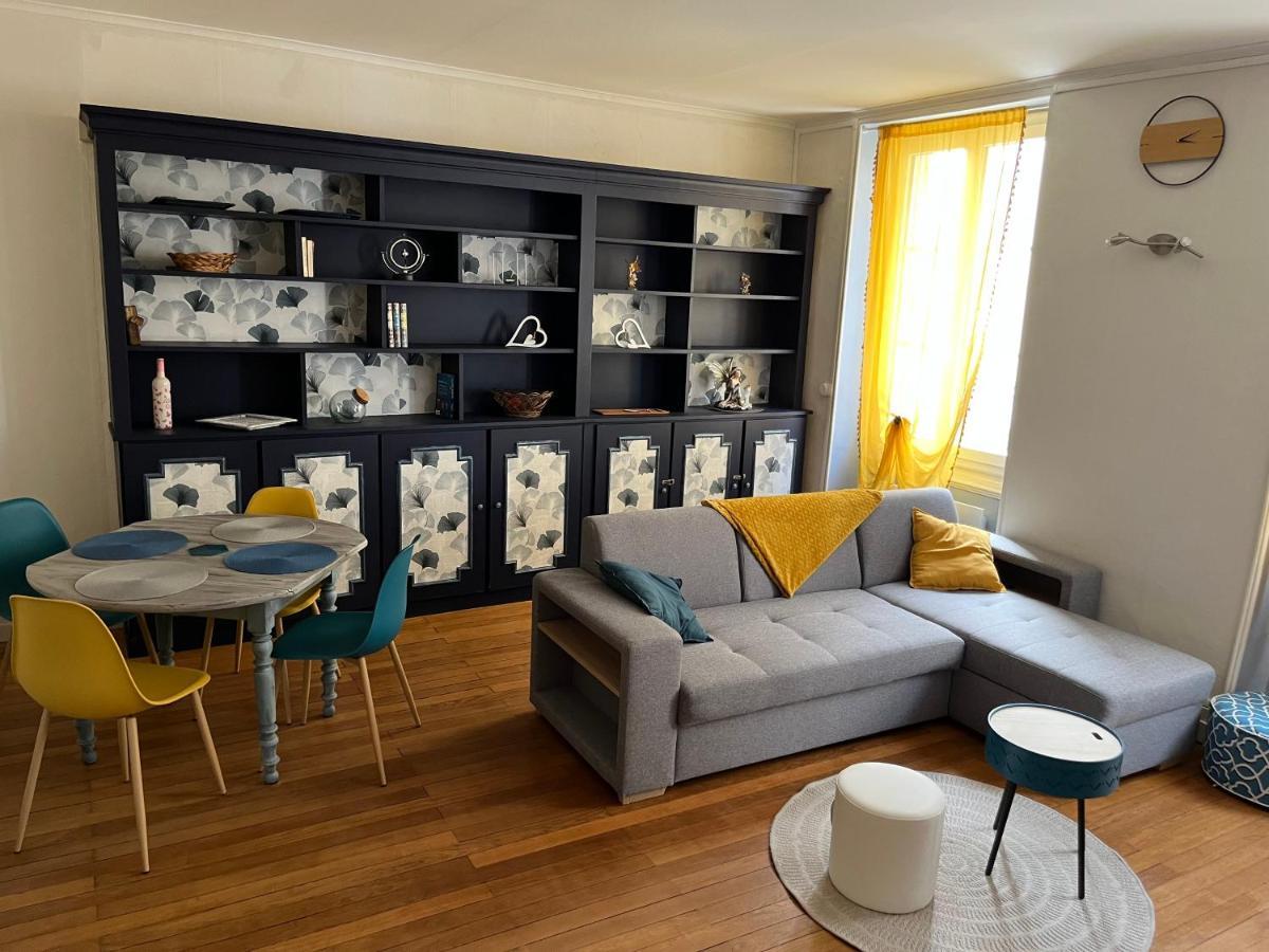 Ferienwohnung Les Avatars Saint-Amand-Mont-Rond Exterior foto